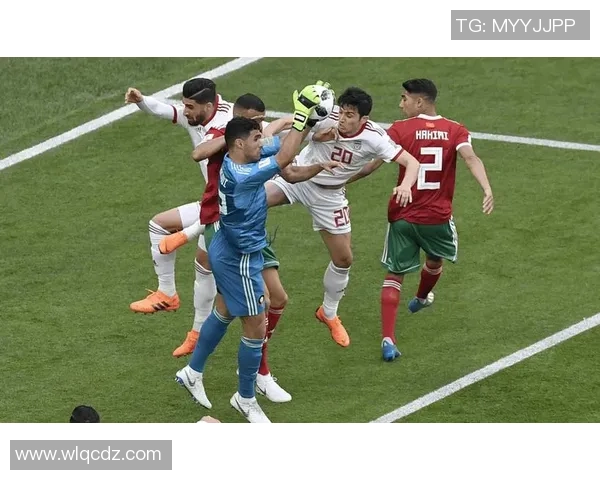 帅气与实力并存的足球明星们引领潮流风尚与竞技巅峰 帅气与实力并存的足球明星们引领潮流风尚与竞技巅峰