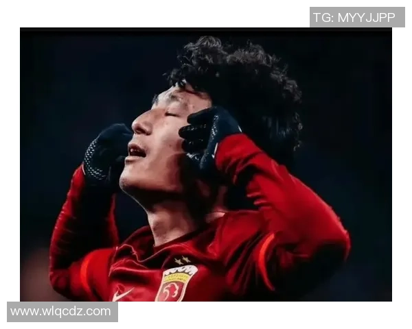 武磊从默默无闻到国际舞台的足球明星之路揭秘 武磊从默默无闻到国际舞台的足球明星之路揭秘